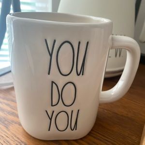 Rae Dunn Cups and Bowl